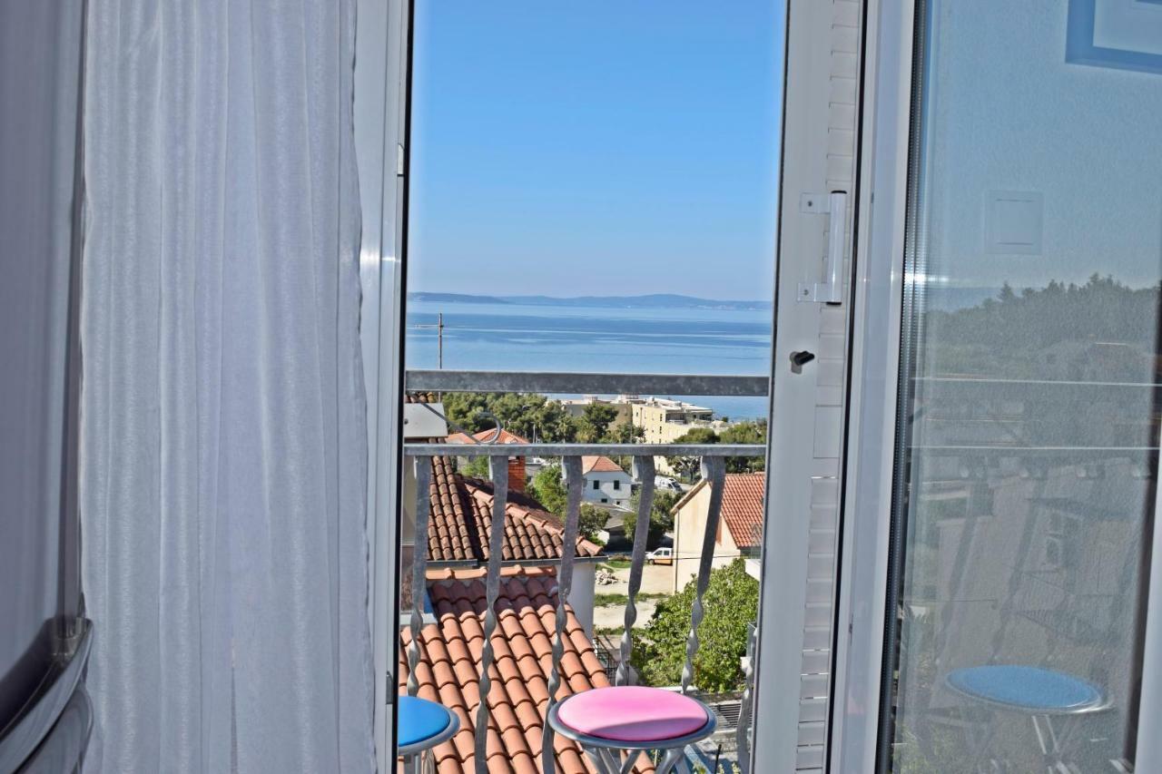 Apartment Marko Podstrana Bagian luar foto