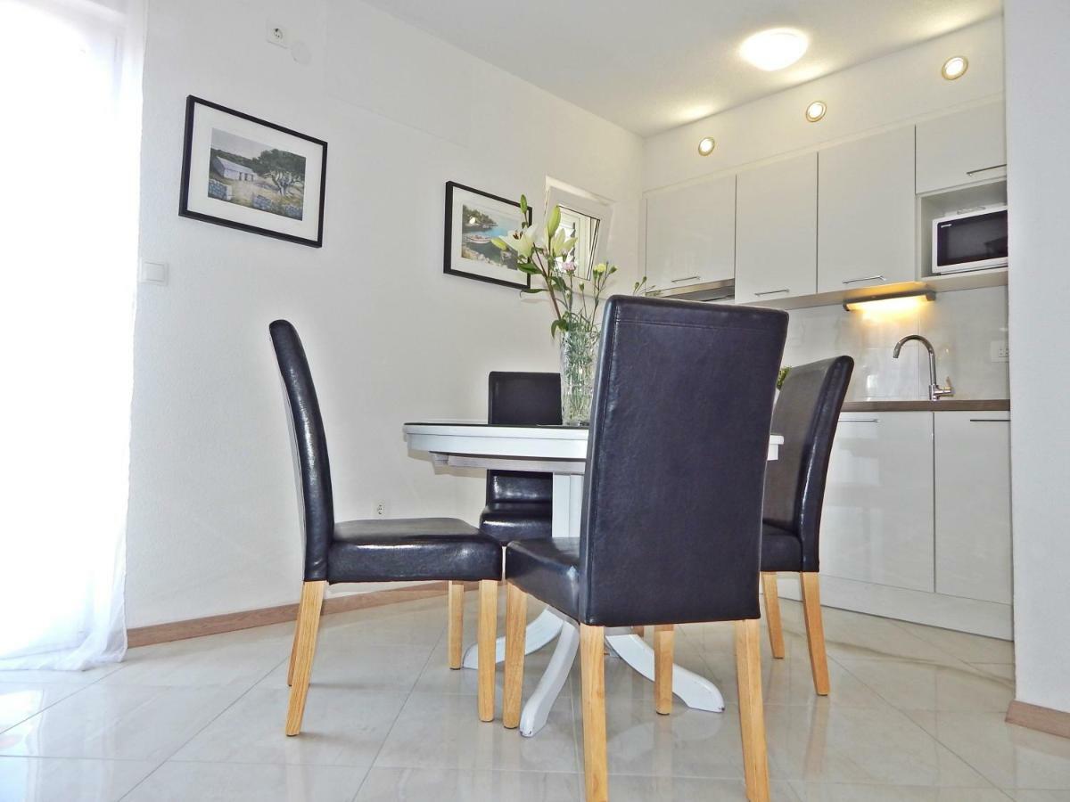 Apartment Marko Podstrana Bagian luar foto